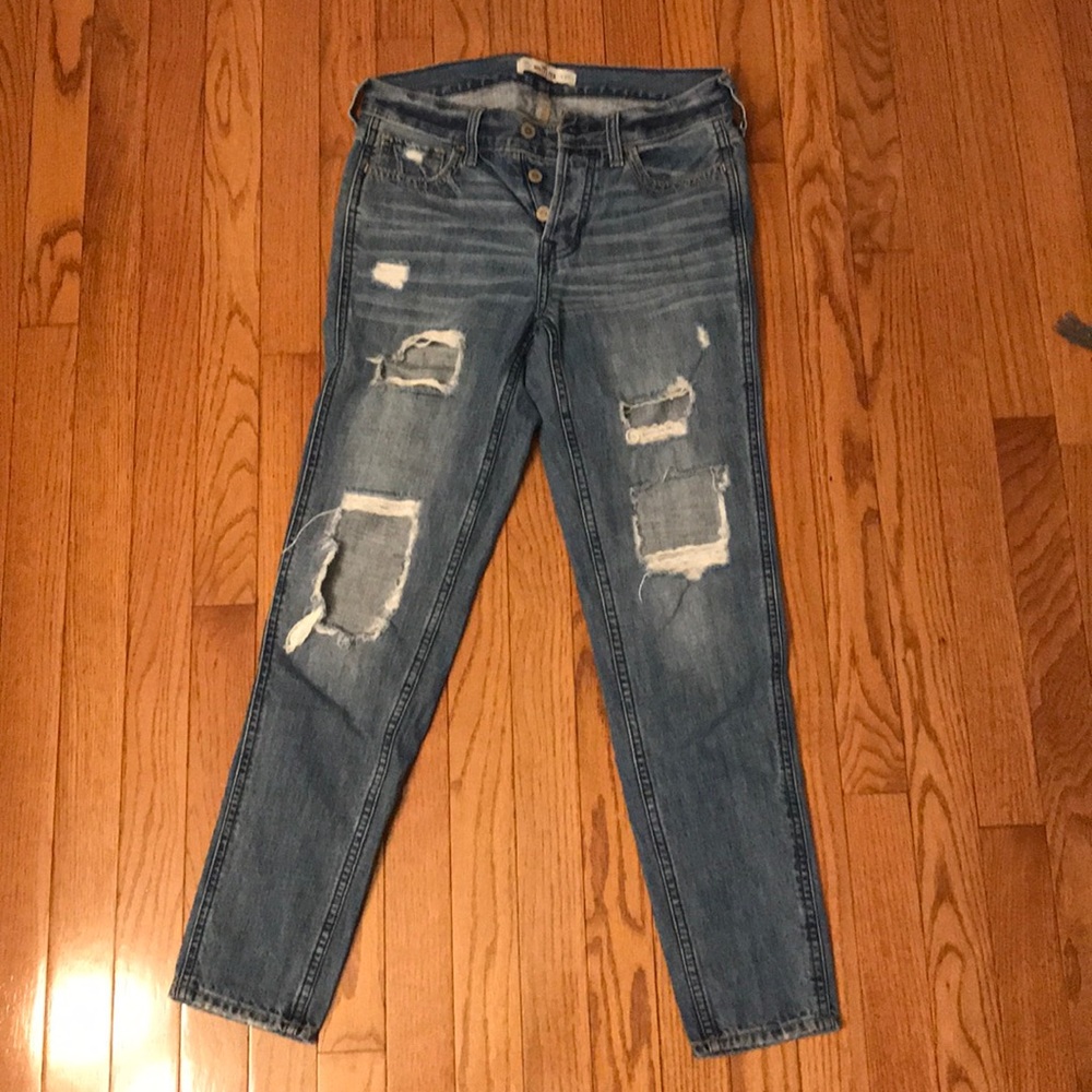 Hollister Destroyed Boyfriend Jeans